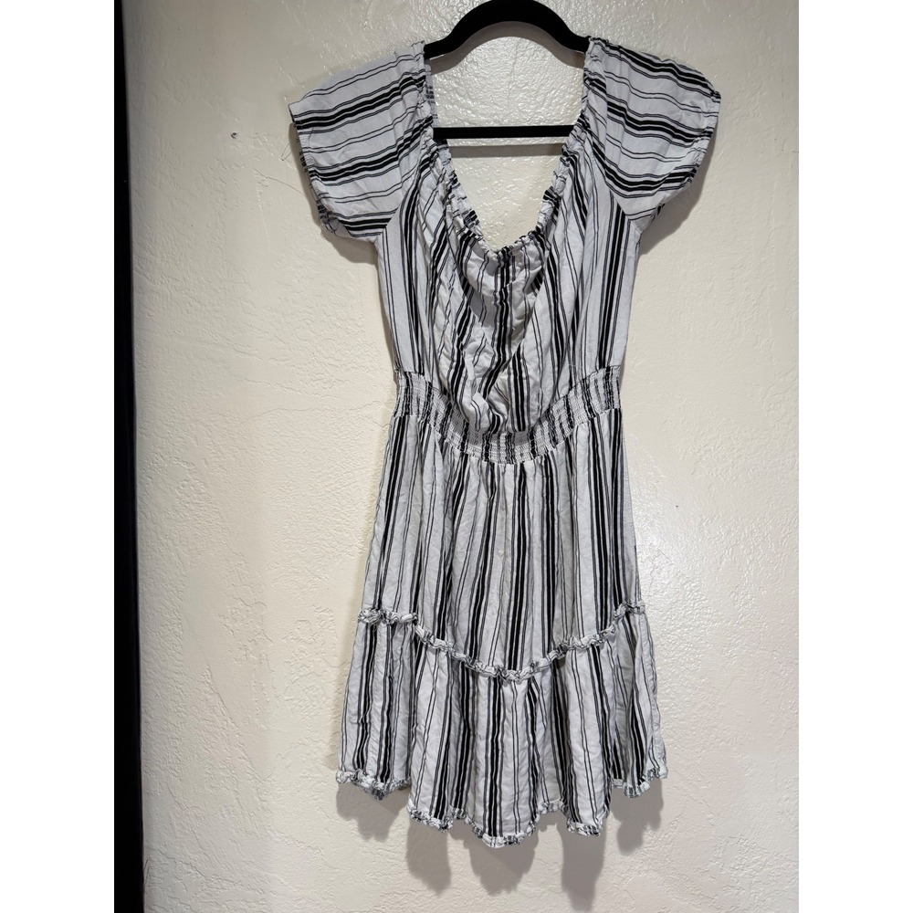 rue21 Womens Black White Striped‎ Smocked Mini Dress Off Shoulder Size L